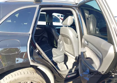 2016 Audi Sq5 3.0T Premium Plus z USA, uszkodzony, nr VIN WA1CCAFP4GA020166